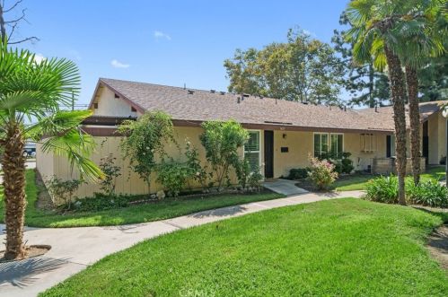 1425 7th St, Upland, CA 91786-7040