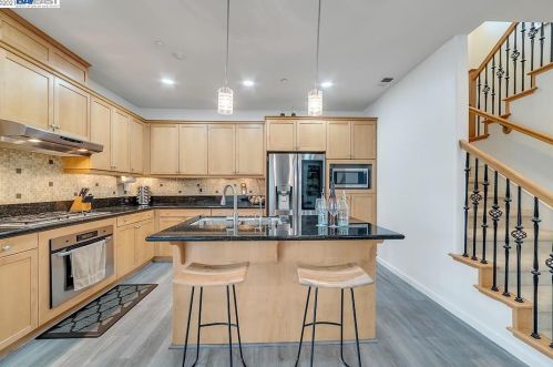 3629 Rocking Horse Ct, Pleasanton, CA 94568-7299