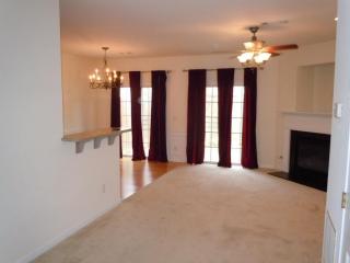 2266 Leicester Way, Atlanta GA  30316-3792 exterior