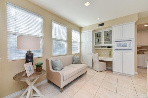 2 Heather, Irvine CA  92620-2219 exterior