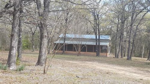 833 Rs County Road 1322, Emory TX  75440-7049 exterior