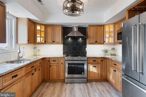 306 Mockingbird Ln, Auburn, NJ 08085-1328