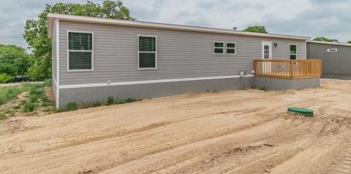 6152 Adelbert Dr, Fort Worth TX  76135-5226 exterior