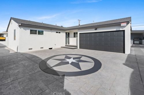 300 Brookhurst St, Anaheim CA  92801-5608 exterior