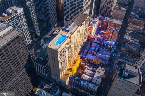 1919 Chestnut St, Philadelphia PA 19103-3401 exterior