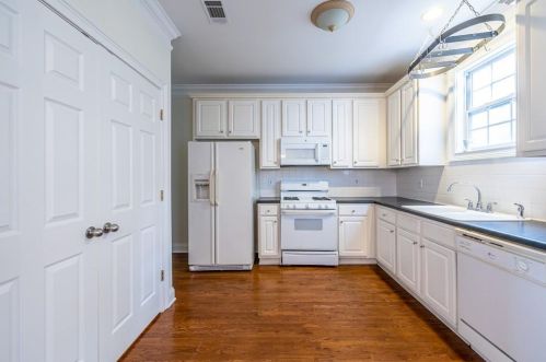 968 Herndon St, Atlanta GA  30318-5263 exterior
