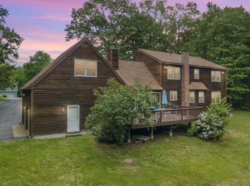 125 Whipporwill Ln, Torrington, CT 06790-2156