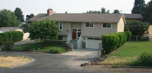 1720 Ripon Ave, Lewiston ID  83501-5738 exterior
