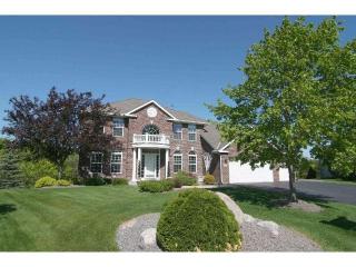 942 Bavaria Hills Ct, Chaska, MN 55318-9625