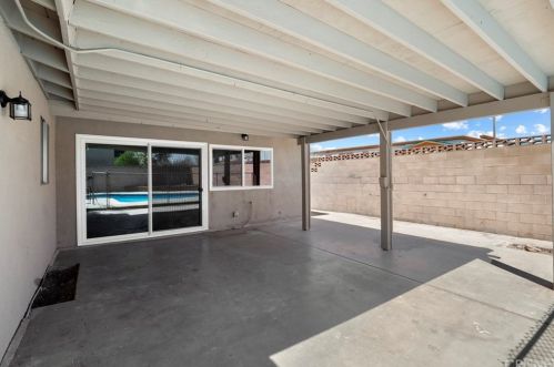 824 Pondera St, Lancaster CA  93535-3204 exterior