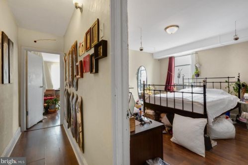 1138 19 St, Philadelphia PA  19146-2936 exterior