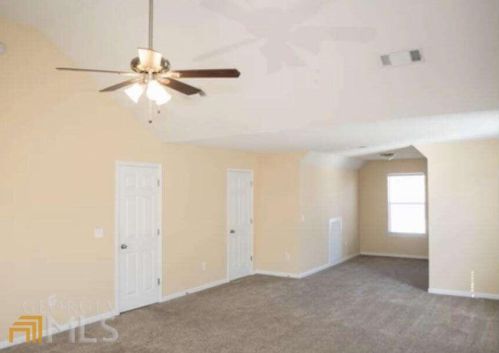 1897 Sawgrass Dr, Hampton GA  30228-5314 exterior
