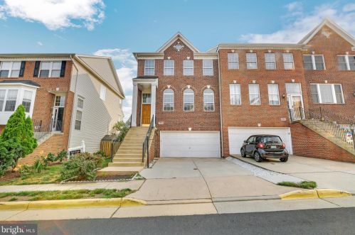 43064 Shadow Ter, Leesburg, VA 20176-3652
