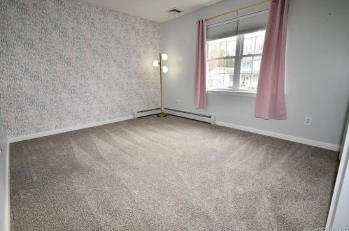 560 Wood Duck Dr, Torrington CT  06790-2587 exterior