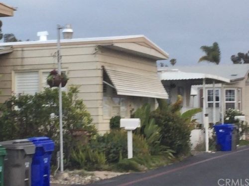 226 Evergreen Pkwy, Oceanside, CA 92054-5451