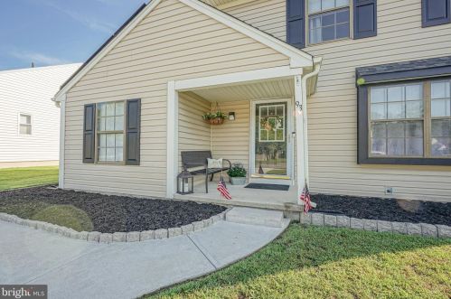 93 Oak Forest Dr, Erial, NJ 08081-9238