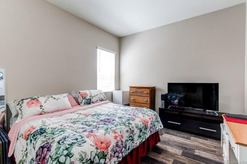 6550 Addison Way, Denver CO 80016-4162 exterior