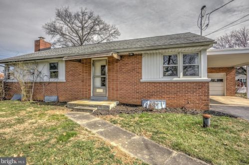 151 Iris Dr, Lancaster, PA 17602-3406