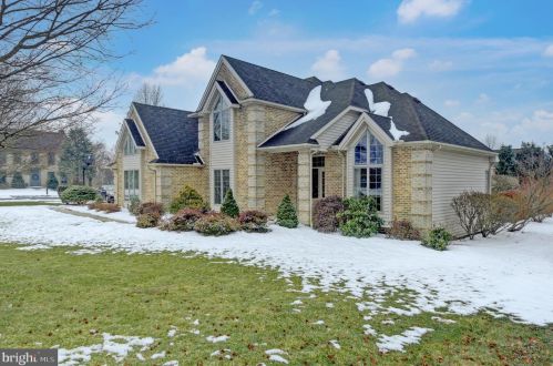 6560 Windmere Pl, Harrisburg, PA 17111-6836