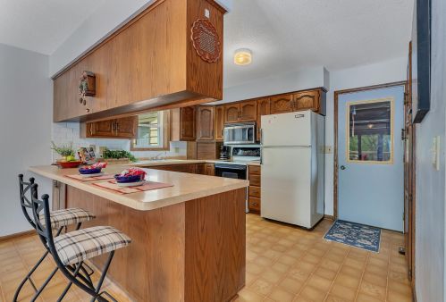 19363 Florence Cir, Richmond MN  56368-8468 exterior