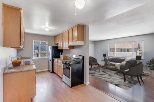 364 San Miguel Ct, Milpitas, CA 95035-8611