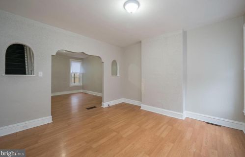 2952 Hicks St, Philadelphia, PA 19132-2240