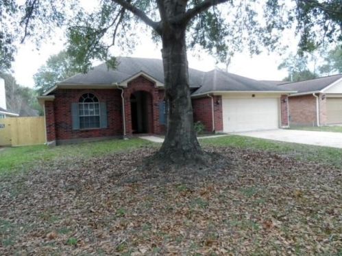 10 Dover Dr, Conroe TX  77304-2748 exterior