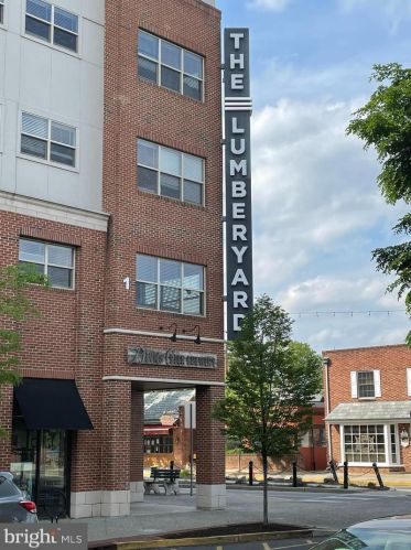 605 Atlantic Ave, Camden NJ  08108-3400 exterior