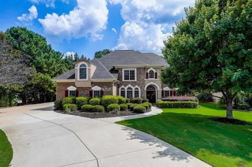 3005 Ivy Brook Ln, Buford, GA 30519-7917