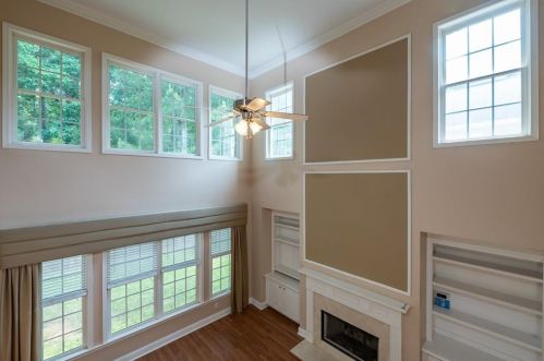 275 Lawrence Pl, Atlanta GA  30349-1068 exterior