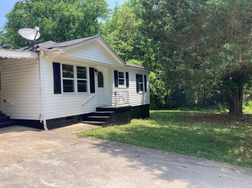 946 Orris Ln, Mableton, GA 30126-4941