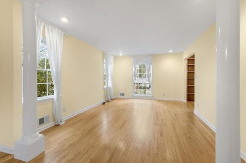 2613 Flair Knoll Dr, Atlanta GA  30345-1317 exterior