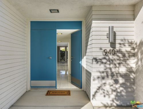 940 Murray Canyon Dr, Palm Springs, CA 92264-4014