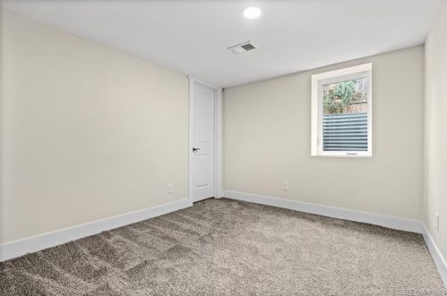 1555 Rosemary St, Denver CO  80220-1955 exterior