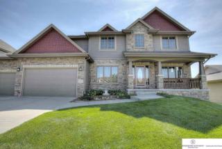 17215 Emmet St, Omaha, NE 68116-2344