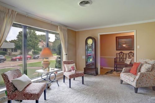 6138 Annapolis Ln, Dallas TX  75214-2101 exterior