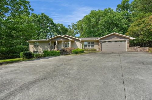 226 Woodhurst Dr, Hartwell, GA 30643-7005