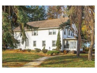 448 Mentor Ave, Concord Township OH  44077-2607 exterior