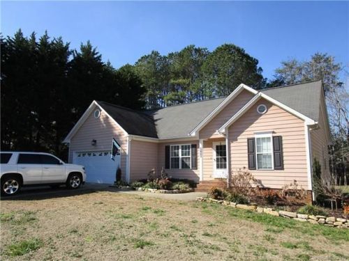 5421 Mallard Ln, Gastonia, NC 28052-4191