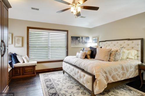 10147 Bridgewater Pkwy, Saint Paul MN  55129-8587 exterior