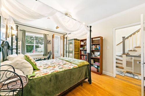 3 Deal Lk Ct, Tinton Falls NJ 07712-5116 exterior