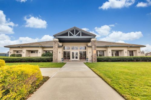 9493 Emerald Cove Ln, Elk Grove CA  95758-3612 exterior