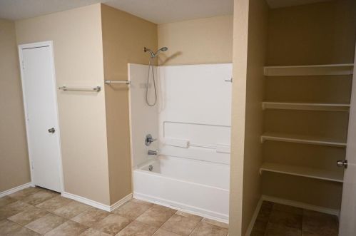 2025 Vanamen Ct, Conroe TX  77304-1601 exterior