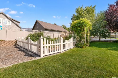 638 75, Lindon UT 84042-1336 exterior