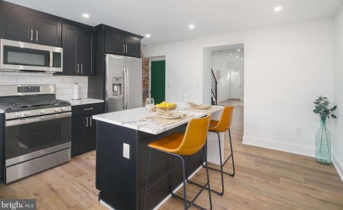 2018 8th St, Philadelphia PA  19122-1304 exterior