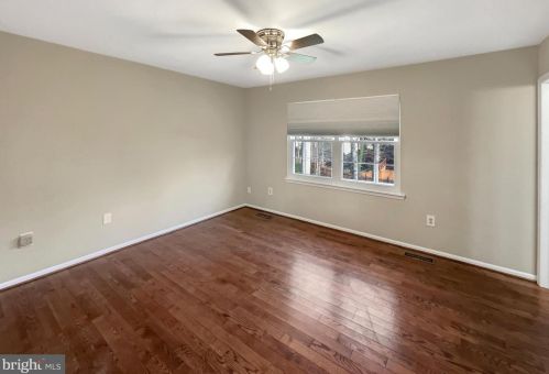 11926 Cotton Mill Dr, Woodbridge VA  22192-1508 exterior