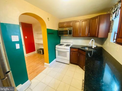 537 Carpenter St, Philadelphia PA  19147-4042 exterior