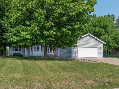 105 Ridge Rd, Mayer, MN 55360-9521