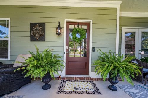 1901 Franklin Grove Pkwy, Bogart, GA 30622-8310