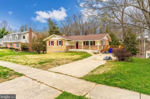 908 Devere Dr, Silver Spring MD 20903-1625 exterior